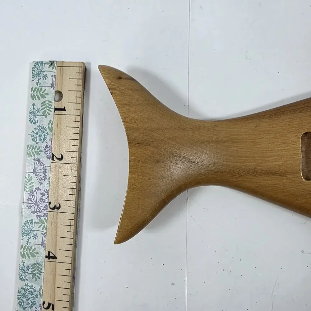 Myrtle Wooden Hand Crafted IXOYE Fish Figurine Wall Hanging 9 1/2” Long P/O